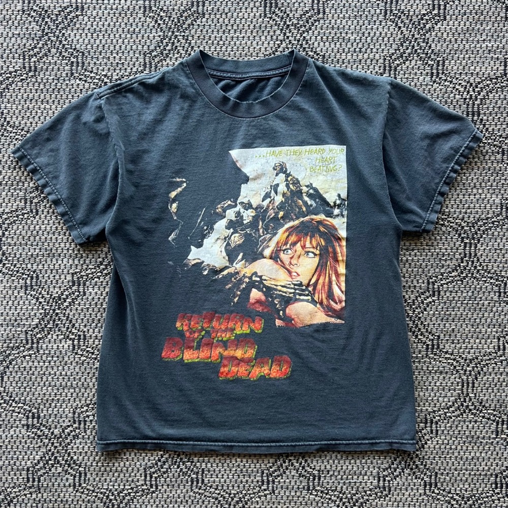 Y2K Return of the Blind Dead T-Shirt Mens Medium Black Horror Movie Faded Grunge